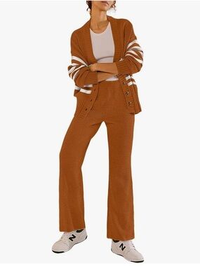 2-Piece casual tracksuit lounge set for fall & winter caramel brown